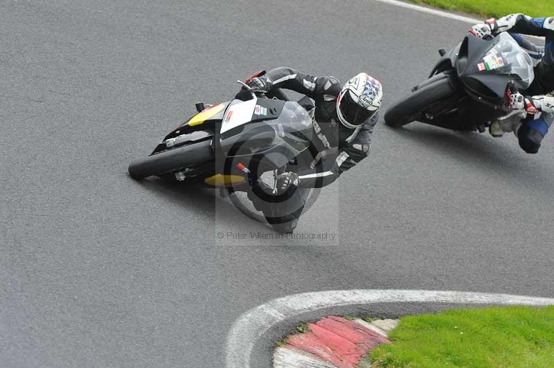 Motorcycle action photographs;Trackday digital images;cadwell;cadwell park photographs;event digital images;eventdigitalimages;motor racing louth lincolnshire;no limits trackdays;peter wileman photography;trackday;trackday photos