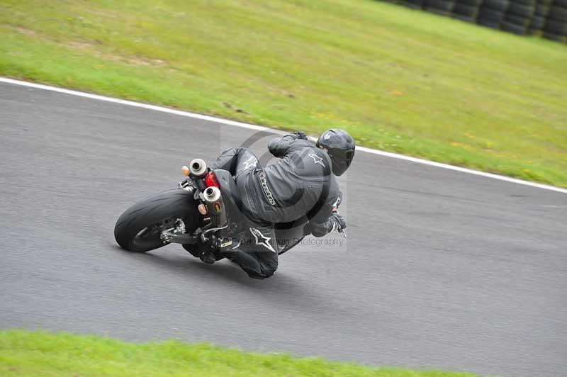 Motorcycle action photographs;Trackday digital images;cadwell;cadwell park photographs;event digital images;eventdigitalimages;motor racing louth lincolnshire;no limits trackdays;peter wileman photography;trackday;trackday photos