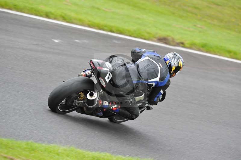 Motorcycle action photographs;Trackday digital images;cadwell;cadwell park photographs;event digital images;eventdigitalimages;motor racing louth lincolnshire;no limits trackdays;peter wileman photography;trackday;trackday photos