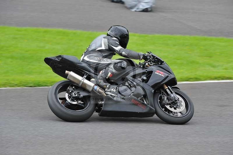 Motorcycle action photographs;Trackday digital images;cadwell;cadwell park photographs;event digital images;eventdigitalimages;motor racing louth lincolnshire;no limits trackdays;peter wileman photography;trackday;trackday photos