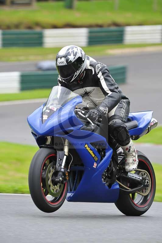 Motorcycle action photographs;Trackday digital images;cadwell;cadwell park photographs;event digital images;eventdigitalimages;motor racing louth lincolnshire;no limits trackdays;peter wileman photography;trackday;trackday photos