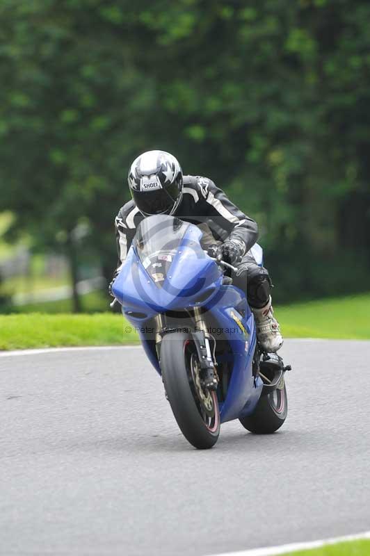 Motorcycle action photographs;Trackday digital images;cadwell;cadwell park photographs;event digital images;eventdigitalimages;motor racing louth lincolnshire;no limits trackdays;peter wileman photography;trackday;trackday photos