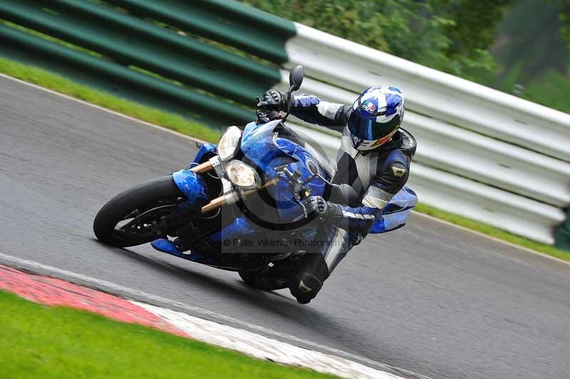 Motorcycle action photographs;Trackday digital images;cadwell;cadwell park photographs;event digital images;eventdigitalimages;motor racing louth lincolnshire;no limits trackdays;peter wileman photography;trackday;trackday photos