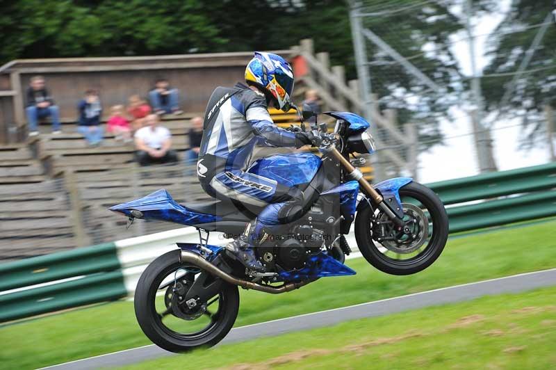 Motorcycle action photographs;Trackday digital images;cadwell;cadwell park photographs;event digital images;eventdigitalimages;motor racing louth lincolnshire;no limits trackdays;peter wileman photography;trackday;trackday photos