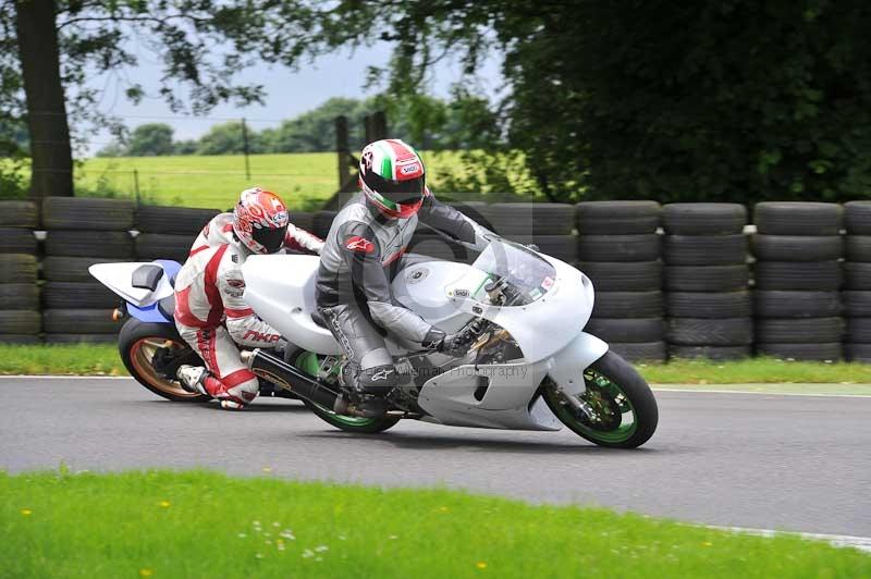 Motorcycle action photographs;Trackday digital images;cadwell;cadwell park photographs;event digital images;eventdigitalimages;motor racing louth lincolnshire;no limits trackdays;peter wileman photography;trackday;trackday photos