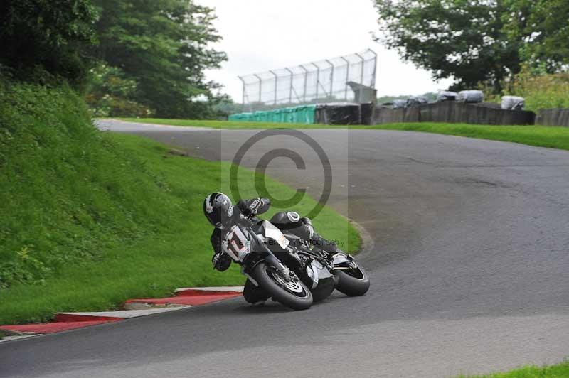 Motorcycle action photographs;Trackday digital images;cadwell;cadwell park photographs;event digital images;eventdigitalimages;motor racing louth lincolnshire;no limits trackdays;peter wileman photography;trackday;trackday photos