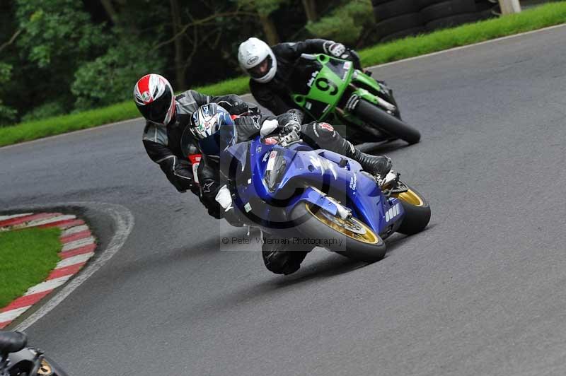 Motorcycle action photographs;Trackday digital images;cadwell;cadwell park photographs;event digital images;eventdigitalimages;motor racing louth lincolnshire;no limits trackdays;peter wileman photography;trackday;trackday photos