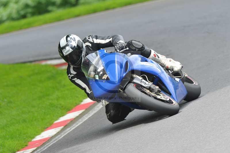 Motorcycle action photographs;Trackday digital images;cadwell;cadwell park photographs;event digital images;eventdigitalimages;motor racing louth lincolnshire;no limits trackdays;peter wileman photography;trackday;trackday photos