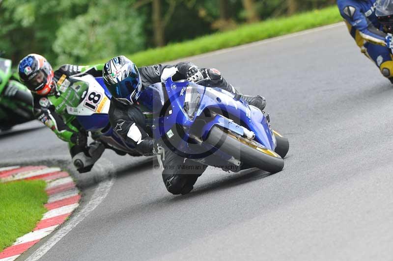 Motorcycle action photographs;Trackday digital images;cadwell;cadwell park photographs;event digital images;eventdigitalimages;motor racing louth lincolnshire;no limits trackdays;peter wileman photography;trackday;trackday photos