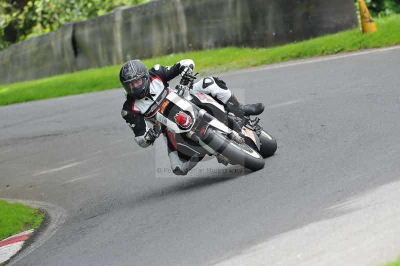 Motorcycle action photographs;Trackday digital images;cadwell;cadwell park photographs;event digital images;eventdigitalimages;motor racing louth lincolnshire;no limits trackdays;peter wileman photography;trackday;trackday photos