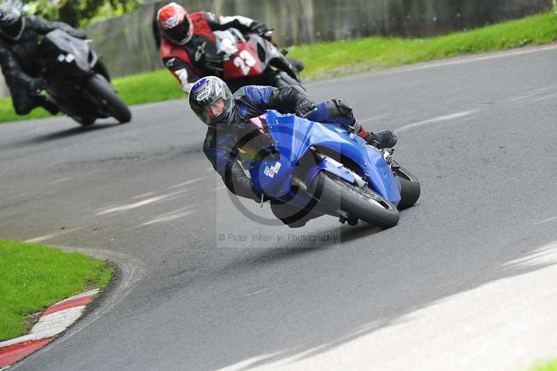 Motorcycle action photographs;Trackday digital images;cadwell;cadwell park photographs;event digital images;eventdigitalimages;motor racing louth lincolnshire;no limits trackdays;peter wileman photography;trackday;trackday photos