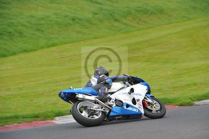 Motorcycle action photographs;Trackday digital images;cadwell;cadwell park photographs;event digital images;eventdigitalimages;motor racing louth lincolnshire;no limits trackdays;peter wileman photography;trackday;trackday photos