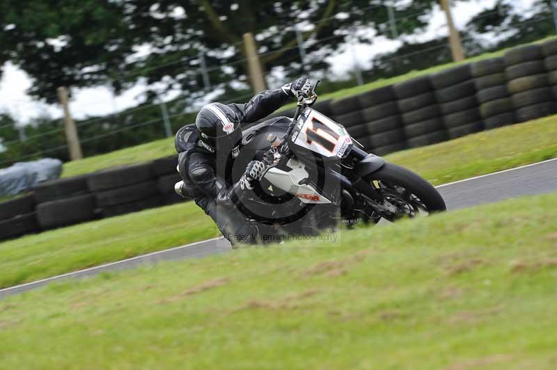 Motorcycle action photographs;Trackday digital images;cadwell;cadwell park photographs;event digital images;eventdigitalimages;motor racing louth lincolnshire;no limits trackdays;peter wileman photography;trackday;trackday photos