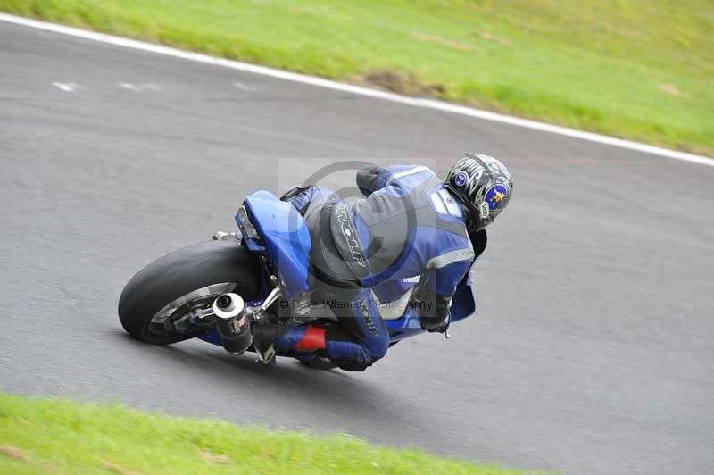 Motorcycle action photographs;Trackday digital images;cadwell;cadwell park photographs;event digital images;eventdigitalimages;motor racing louth lincolnshire;no limits trackdays;peter wileman photography;trackday;trackday photos