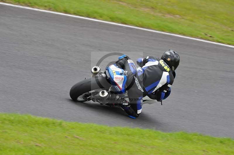 Motorcycle action photographs;Trackday digital images;cadwell;cadwell park photographs;event digital images;eventdigitalimages;motor racing louth lincolnshire;no limits trackdays;peter wileman photography;trackday;trackday photos