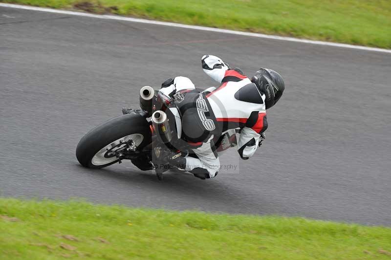 Motorcycle action photographs;Trackday digital images;cadwell;cadwell park photographs;event digital images;eventdigitalimages;motor racing louth lincolnshire;no limits trackdays;peter wileman photography;trackday;trackday photos