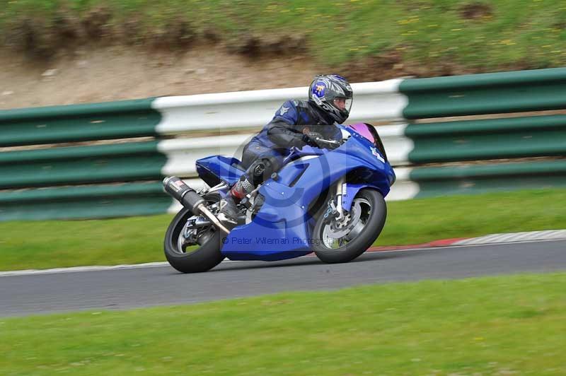 Motorcycle action photographs;Trackday digital images;cadwell;cadwell park photographs;event digital images;eventdigitalimages;motor racing louth lincolnshire;no limits trackdays;peter wileman photography;trackday;trackday photos