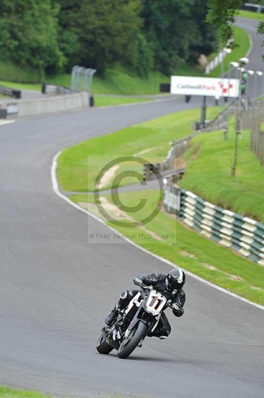 Motorcycle action photographs;Trackday digital images;cadwell;cadwell park photographs;event digital images;eventdigitalimages;motor racing louth lincolnshire;no limits trackdays;peter wileman photography;trackday;trackday photos