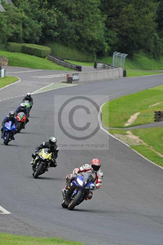 Motorcycle action photographs;Trackday digital images;cadwell;cadwell park photographs;event digital images;eventdigitalimages;motor racing louth lincolnshire;no limits trackdays;peter wileman photography;trackday;trackday photos