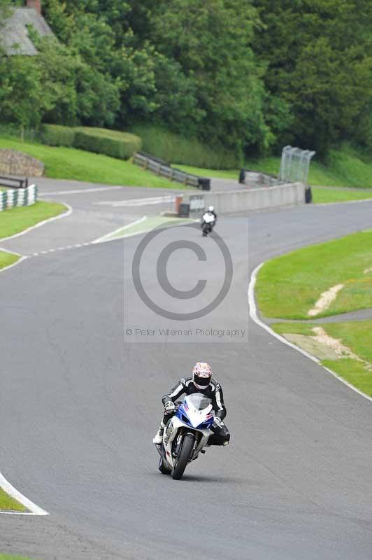 Motorcycle action photographs;Trackday digital images;cadwell;cadwell park photographs;event digital images;eventdigitalimages;motor racing louth lincolnshire;no limits trackdays;peter wileman photography;trackday;trackday photos