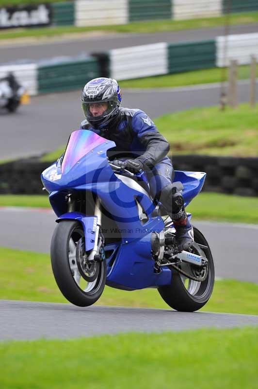 Motorcycle action photographs;Trackday digital images;cadwell;cadwell park photographs;event digital images;eventdigitalimages;motor racing louth lincolnshire;no limits trackdays;peter wileman photography;trackday;trackday photos