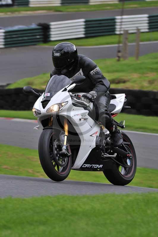 Motorcycle action photographs;Trackday digital images;cadwell;cadwell park photographs;event digital images;eventdigitalimages;motor racing louth lincolnshire;no limits trackdays;peter wileman photography;trackday;trackday photos