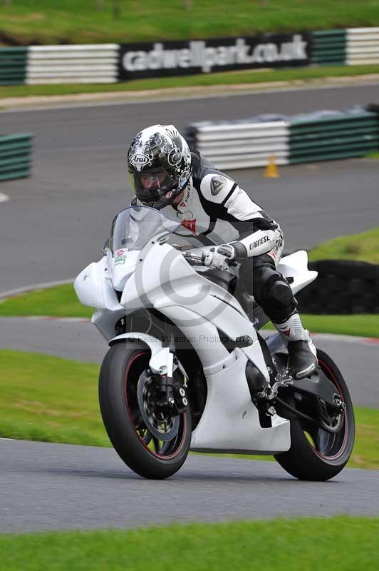 Motorcycle action photographs;Trackday digital images;cadwell;cadwell park photographs;event digital images;eventdigitalimages;motor racing louth lincolnshire;no limits trackdays;peter wileman photography;trackday;trackday photos