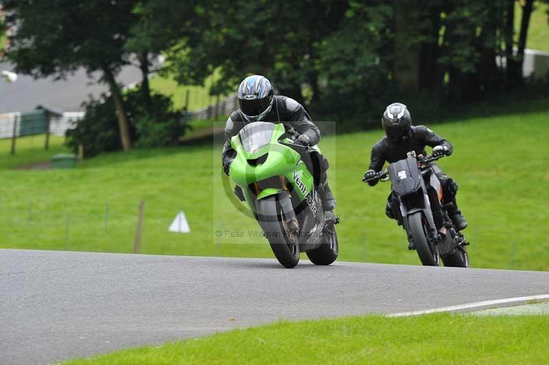 Motorcycle action photographs;Trackday digital images;cadwell;cadwell park photographs;event digital images;eventdigitalimages;motor racing louth lincolnshire;no limits trackdays;peter wileman photography;trackday;trackday photos