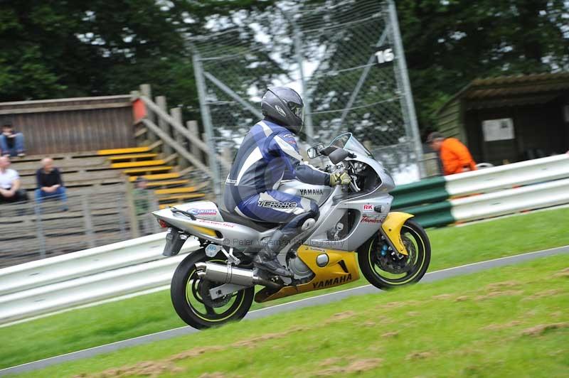 Motorcycle action photographs;Trackday digital images;cadwell;cadwell park photographs;event digital images;eventdigitalimages;motor racing louth lincolnshire;no limits trackdays;peter wileman photography;trackday;trackday photos