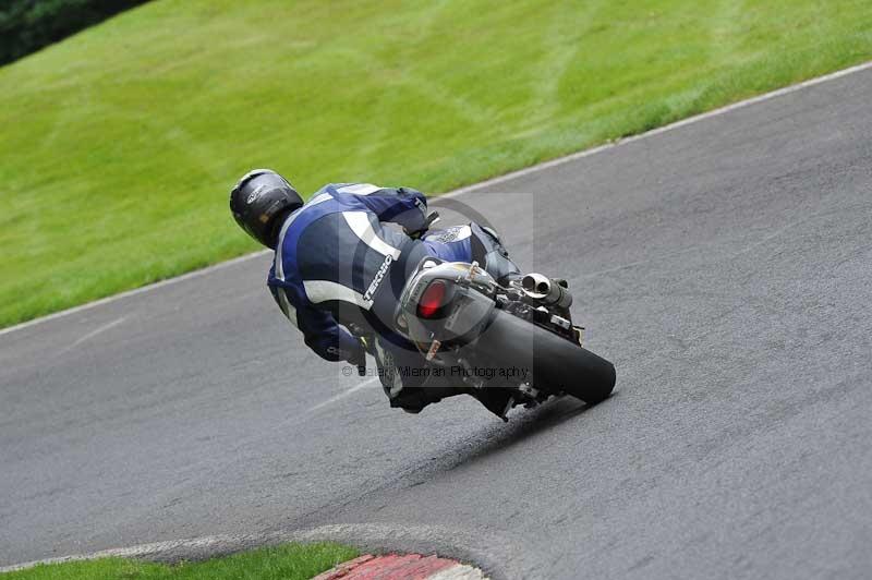 Motorcycle action photographs;Trackday digital images;cadwell;cadwell park photographs;event digital images;eventdigitalimages;motor racing louth lincolnshire;no limits trackdays;peter wileman photography;trackday;trackday photos