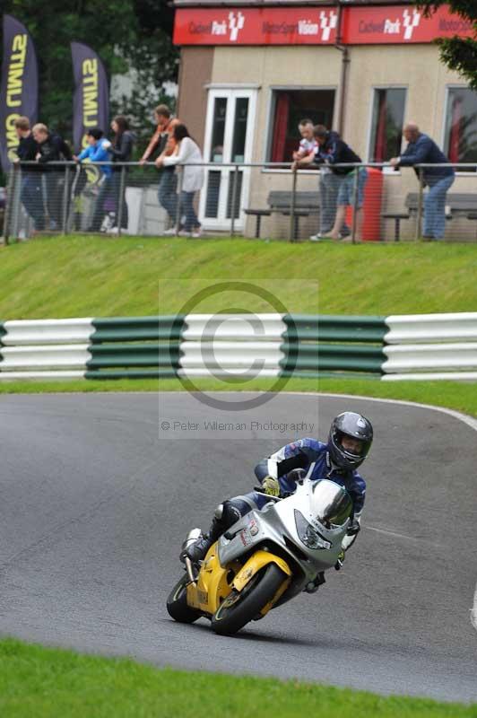 Motorcycle action photographs;Trackday digital images;cadwell;cadwell park photographs;event digital images;eventdigitalimages;motor racing louth lincolnshire;no limits trackdays;peter wileman photography;trackday;trackday photos