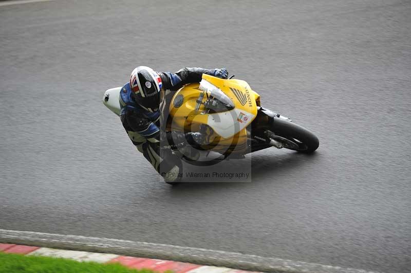 Motorcycle action photographs;Trackday digital images;cadwell;cadwell park photographs;event digital images;eventdigitalimages;motor racing louth lincolnshire;no limits trackdays;peter wileman photography;trackday;trackday photos