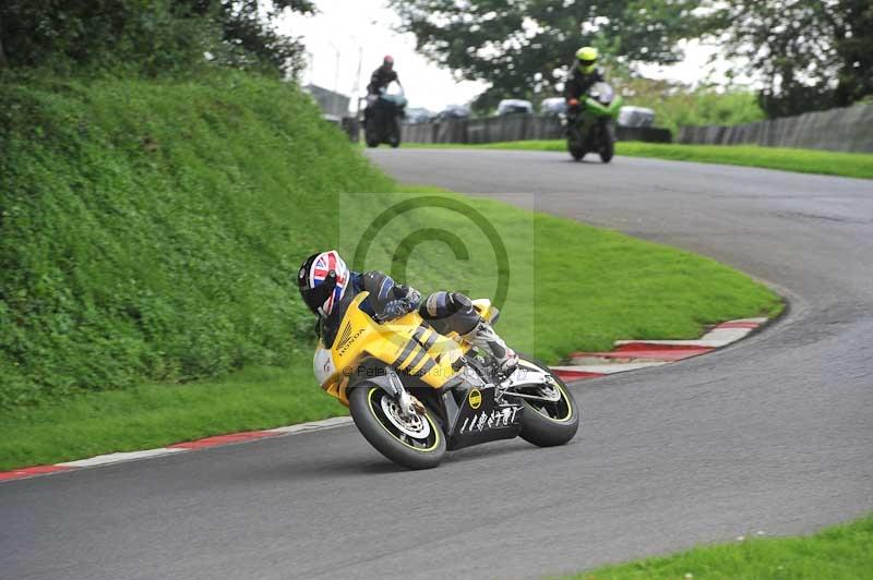 Motorcycle action photographs;Trackday digital images;cadwell;cadwell park photographs;event digital images;eventdigitalimages;motor racing louth lincolnshire;no limits trackdays;peter wileman photography;trackday;trackday photos