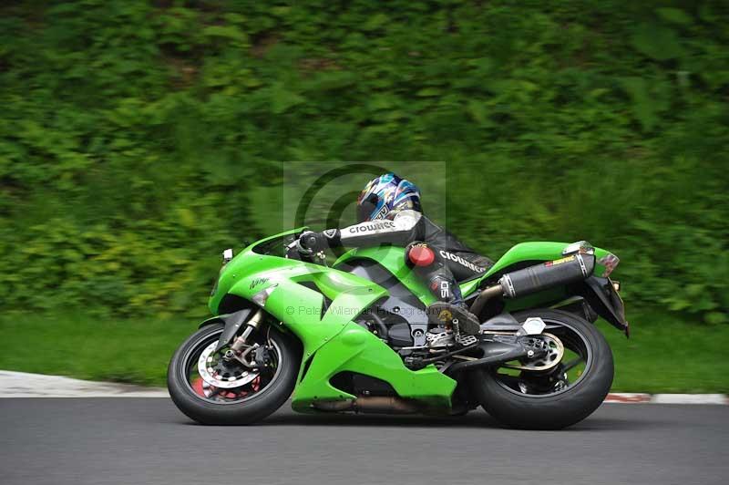 Motorcycle action photographs;Trackday digital images;cadwell;cadwell park photographs;event digital images;eventdigitalimages;motor racing louth lincolnshire;no limits trackdays;peter wileman photography;trackday;trackday photos