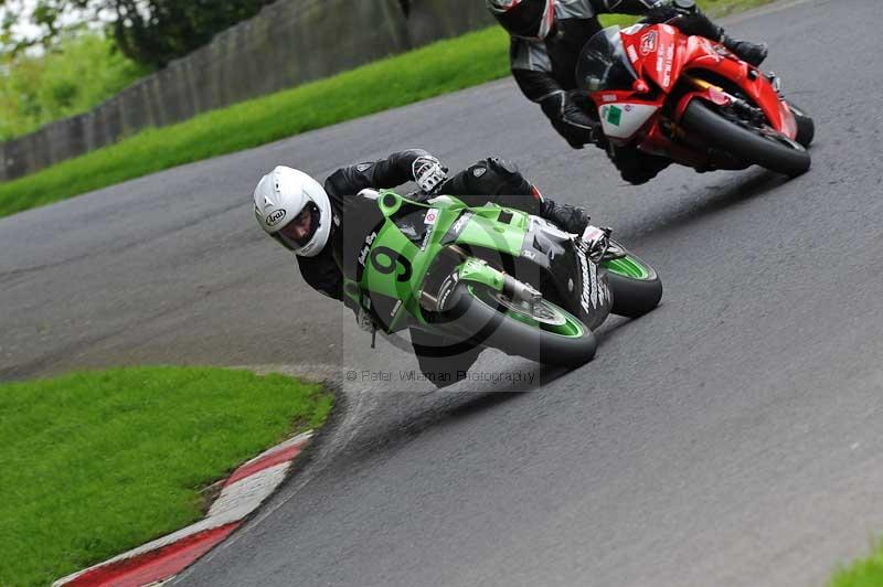 Motorcycle action photographs;Trackday digital images;cadwell;cadwell park photographs;event digital images;eventdigitalimages;motor racing louth lincolnshire;no limits trackdays;peter wileman photography;trackday;trackday photos