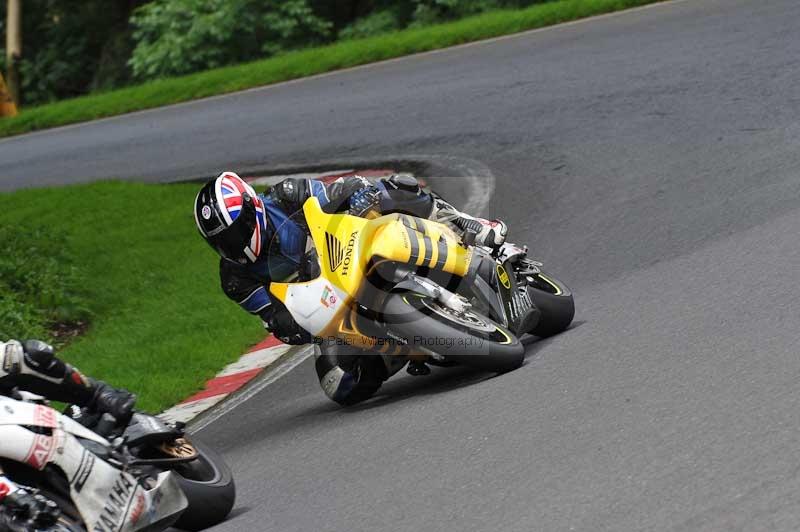 Motorcycle action photographs;Trackday digital images;cadwell;cadwell park photographs;event digital images;eventdigitalimages;motor racing louth lincolnshire;no limits trackdays;peter wileman photography;trackday;trackday photos