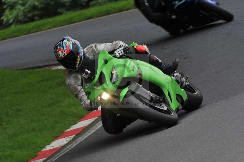 Motorcycle action photographs;Trackday digital images;cadwell;cadwell park photographs;event digital images;eventdigitalimages;motor racing louth lincolnshire;no limits trackdays;peter wileman photography;trackday;trackday photos