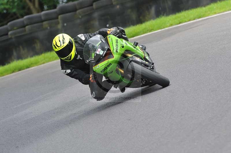 Motorcycle action photographs;Trackday digital images;cadwell;cadwell park photographs;event digital images;eventdigitalimages;motor racing louth lincolnshire;no limits trackdays;peter wileman photography;trackday;trackday photos