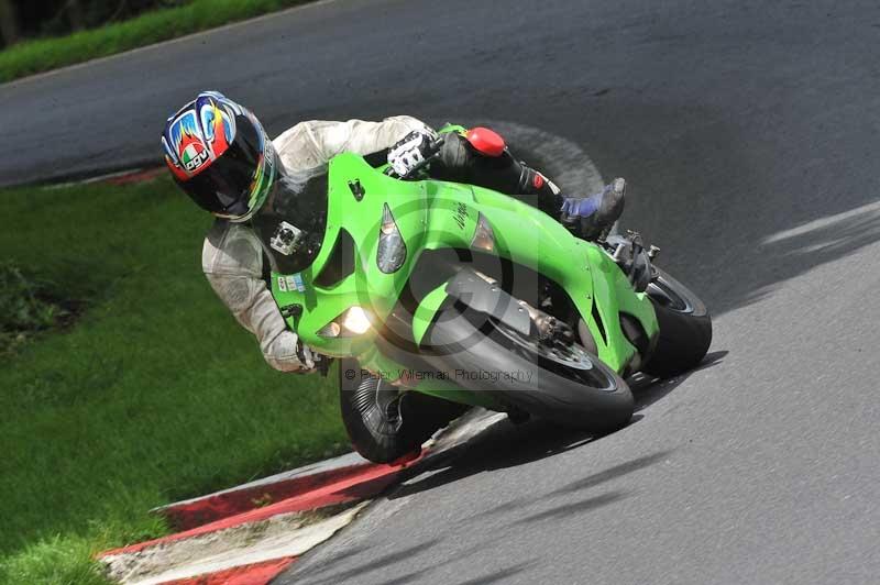 Motorcycle action photographs;Trackday digital images;cadwell;cadwell park photographs;event digital images;eventdigitalimages;motor racing louth lincolnshire;no limits trackdays;peter wileman photography;trackday;trackday photos