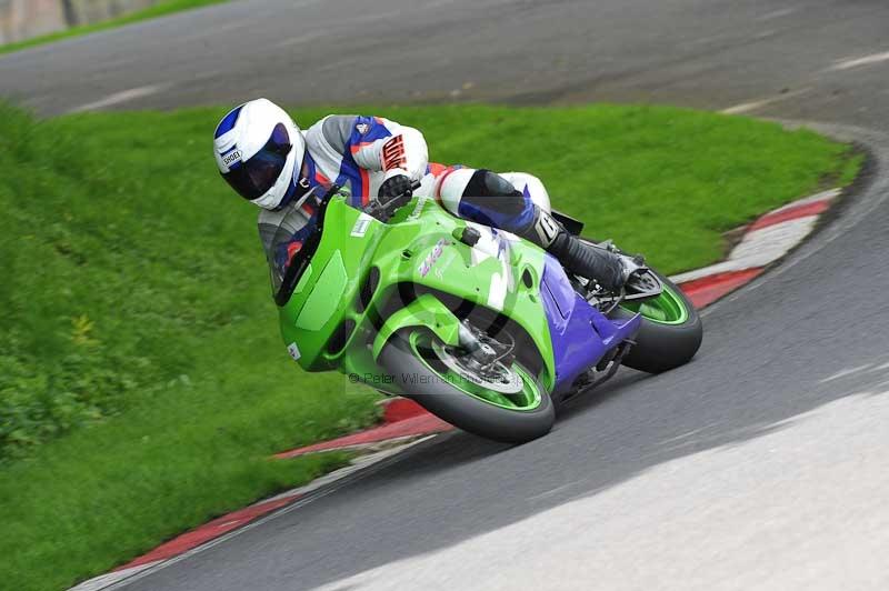 Motorcycle action photographs;Trackday digital images;cadwell;cadwell park photographs;event digital images;eventdigitalimages;motor racing louth lincolnshire;no limits trackdays;peter wileman photography;trackday;trackday photos