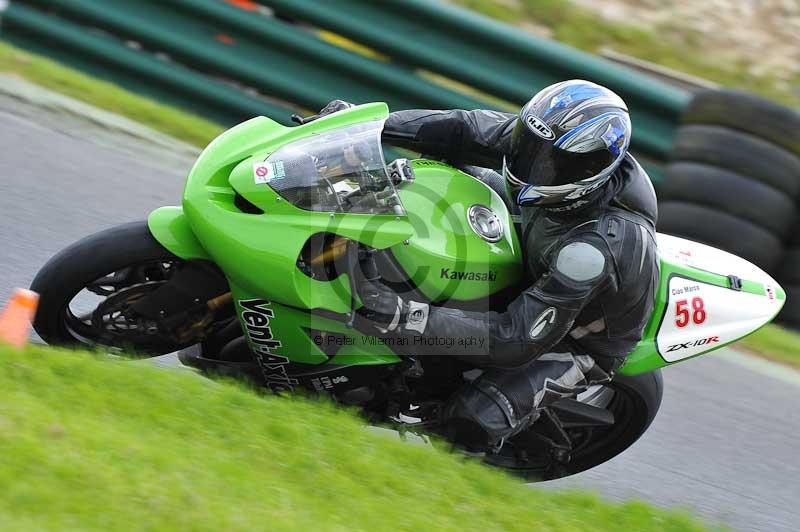 Motorcycle action photographs;Trackday digital images;cadwell;cadwell park photographs;event digital images;eventdigitalimages;motor racing louth lincolnshire;no limits trackdays;peter wileman photography;trackday;trackday photos