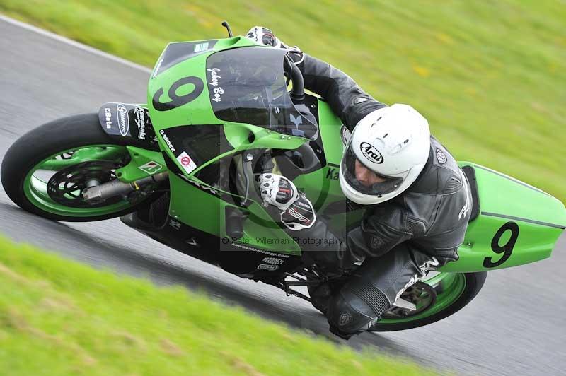 Motorcycle action photographs;Trackday digital images;cadwell;cadwell park photographs;event digital images;eventdigitalimages;motor racing louth lincolnshire;no limits trackdays;peter wileman photography;trackday;trackday photos