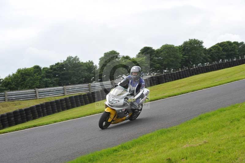 Motorcycle action photographs;Trackday digital images;cadwell;cadwell park photographs;event digital images;eventdigitalimages;motor racing louth lincolnshire;no limits trackdays;peter wileman photography;trackday;trackday photos