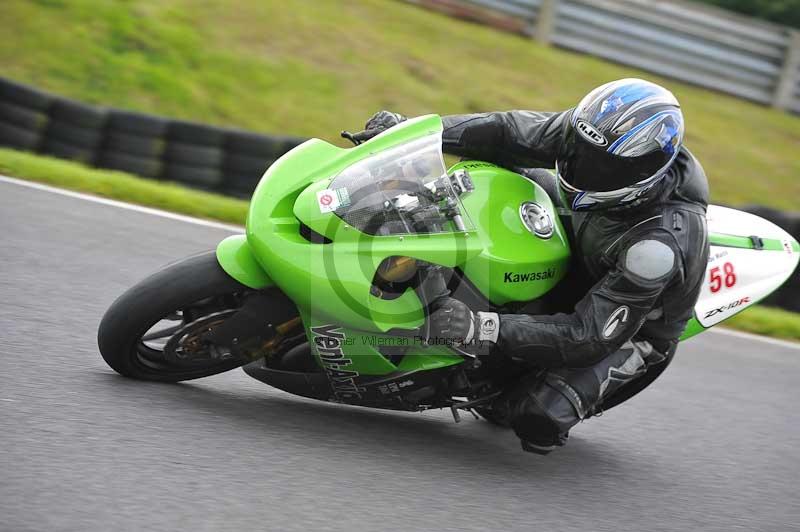 Motorcycle action photographs;Trackday digital images;cadwell;cadwell park photographs;event digital images;eventdigitalimages;motor racing louth lincolnshire;no limits trackdays;peter wileman photography;trackday;trackday photos