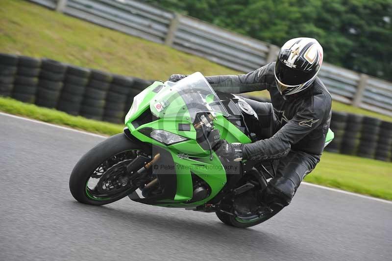 Motorcycle action photographs;Trackday digital images;cadwell;cadwell park photographs;event digital images;eventdigitalimages;motor racing louth lincolnshire;no limits trackdays;peter wileman photography;trackday;trackday photos