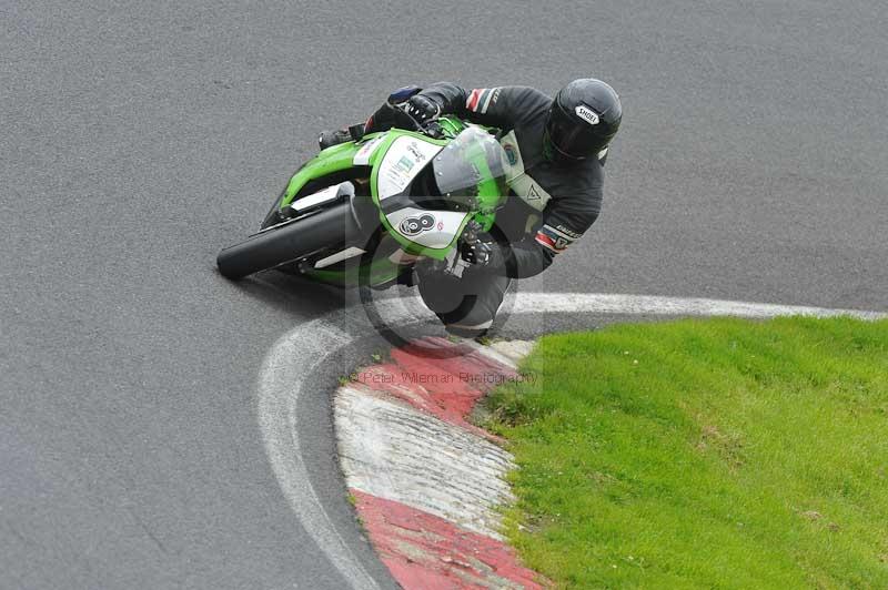 Motorcycle action photographs;Trackday digital images;cadwell;cadwell park photographs;event digital images;eventdigitalimages;motor racing louth lincolnshire;no limits trackdays;peter wileman photography;trackday;trackday photos