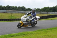 Motorcycle-action-photographs;Trackday-digital-images;cadwell;cadwell-park-photographs;event-digital-images;eventdigitalimages;motor-racing-louth-lincolnshire;no-limits-trackdays;peter-wileman-photography;trackday;trackday-photos