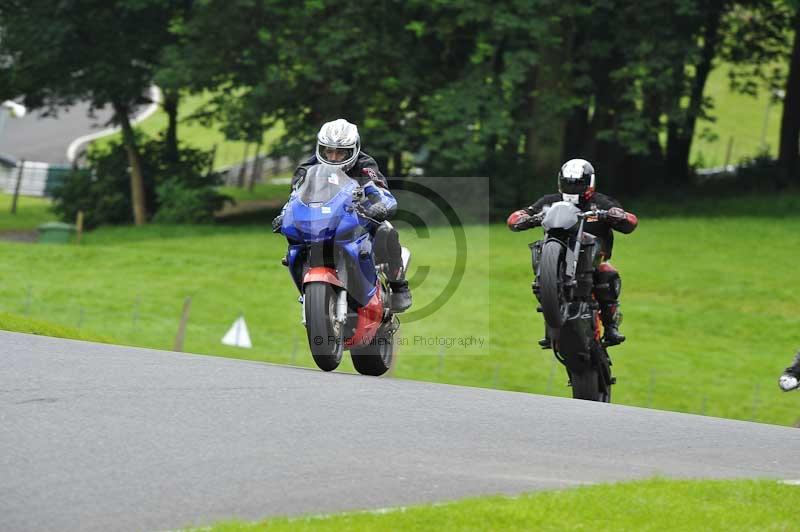 Motorcycle action photographs;Trackday digital images;cadwell;cadwell park photographs;event digital images;eventdigitalimages;motor racing louth lincolnshire;no limits trackdays;peter wileman photography;trackday;trackday photos