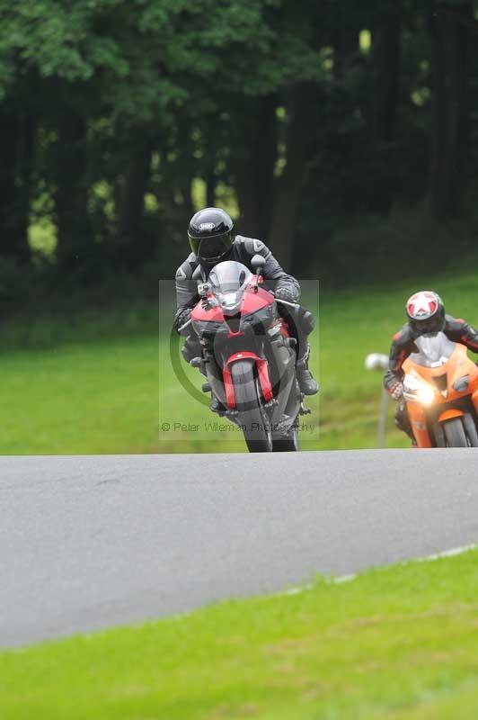 Motorcycle action photographs;Trackday digital images;cadwell;cadwell park photographs;event digital images;eventdigitalimages;motor racing louth lincolnshire;no limits trackdays;peter wileman photography;trackday;trackday photos