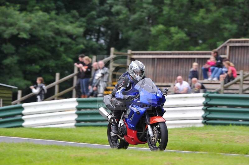 Motorcycle action photographs;Trackday digital images;cadwell;cadwell park photographs;event digital images;eventdigitalimages;motor racing louth lincolnshire;no limits trackdays;peter wileman photography;trackday;trackday photos